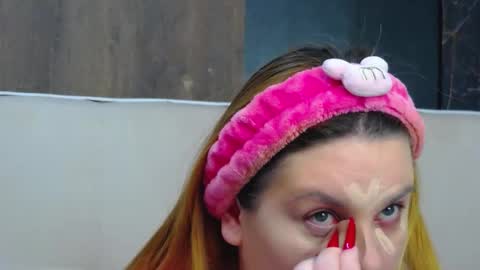 melanniebrown online show from 12/17/25, 06:41