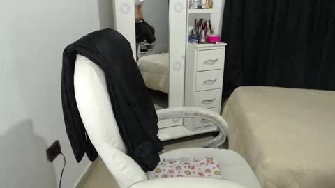 Melannie online show from 01/20/25, 10:37