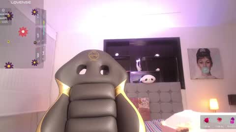 melanny_petite online show from 05/10/26, 12:10