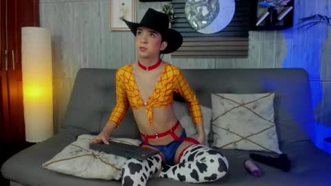 Melany online show from 10/30/25, 02:29