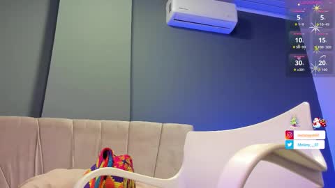 Snapshot of melany__8 chatting on 01/12/26, 01:05 melany online show from 01/12/26, 01:05