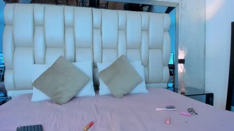 melany_hoffman online show from 04/13/26, 04:29