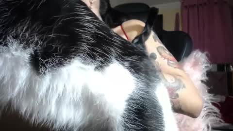 melany online show from 11/19/25, 06:30