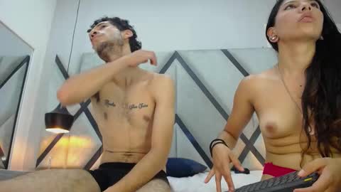 melanyandethan online show from 12/18/25, 11:11