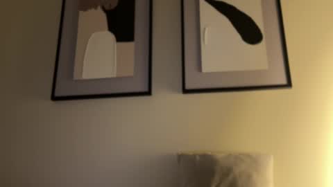 Snapshot of melanybunny chatting on 02/14/25, 04:52 Adel online show from 02/14/25, 04:52