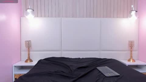 Melany online show from 10/14/25, 11:05