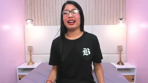 Melany online show from 04/30/26, 05:52