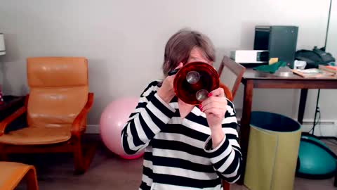 Snow Hobot online show from 12/14/25, 07:47