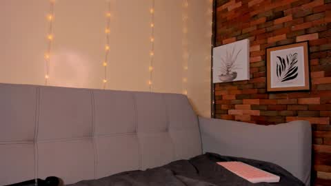 melifresita online show from 12/28/24, 09:19