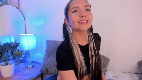 Snapshot of melii_0 chatting on 04/01/26, 11:33 Melii online show from 04/01/26, 11:33