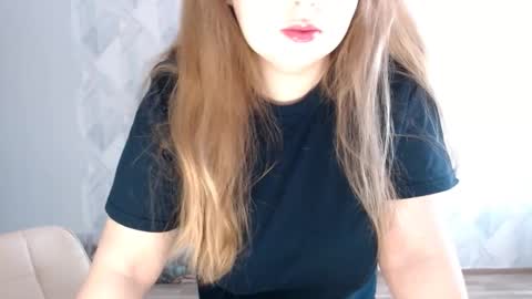 Melina online show from 11/01/25, 09:22