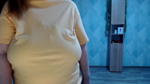 Melina online show from 11/30/25, 06:06