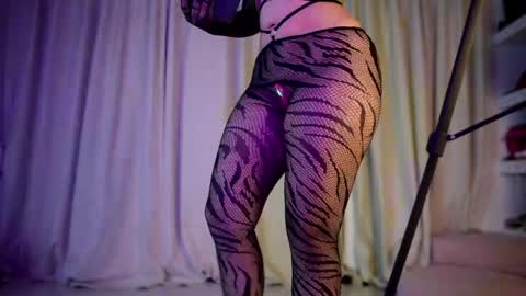 MelinaSmith  online show from 05/22/26, 05:51