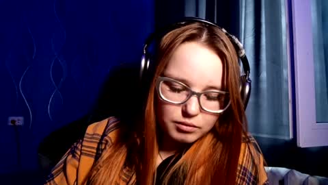 Sofia online show from 04/09/26, 01:16