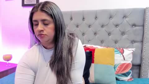 Snapshot of melinda_bob chatting on 01/30/25, 05:06 Melinda online show from 01/30/25, 05:06