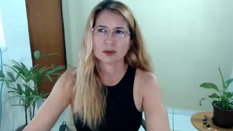 Melinda online show from 04/03/26, 12:08
