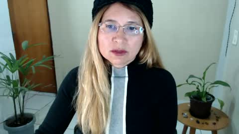 Melinda online show from 06/09/26, 10:54