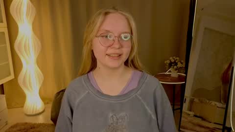 Alice - online show from 04/04/26, 07:00