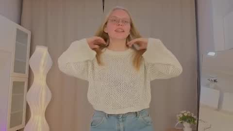 Alice - online show from 04/06/26, 07:04