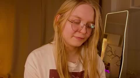 Alice - online show from 04/12/26, 08:47