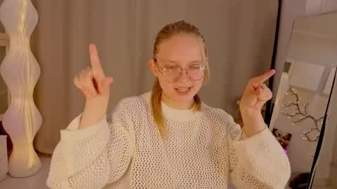 Alice - online show from 04/13/26, 07:08