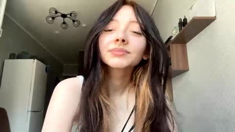 Misa online show from 06/07/26, 04:49