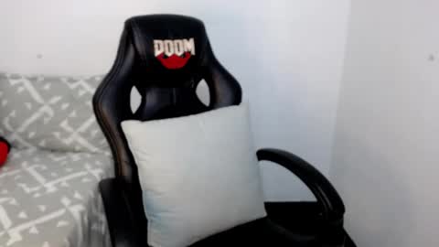 Snapshot of melinna706702 chatting on 12/27/24, 12:29 melinna706702 online show from 12/27/24, 12:29