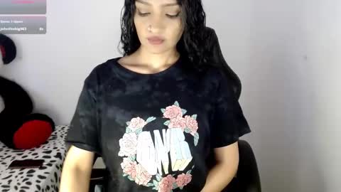 Snapshot of melinna706702 chatting on 01/24/25, 10:08 melinna706702 online show from 01/24/25, 10:08