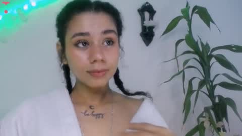 melissa online show from 09/18/25, 02:41