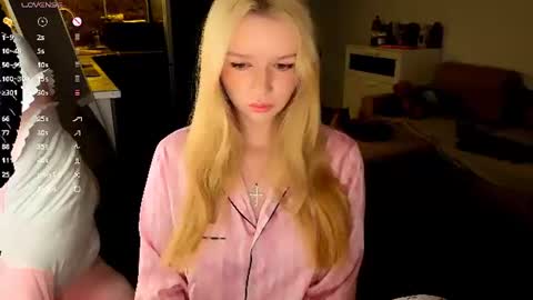 Snapshot of meliss_ss chatting on 07/14/26, 10:37 Mel or Lissa 3 Welcome here online show from 07/14/26, 10:37