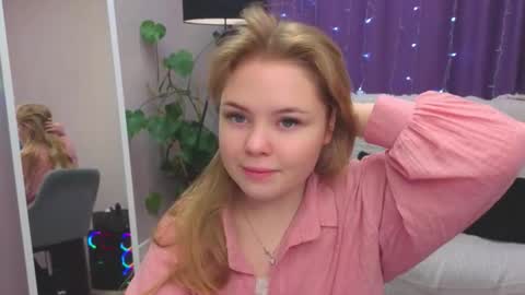 Sophia online show from 02/06/26, 04:39