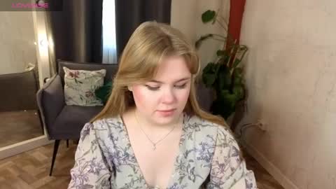 Sophia online show from 05/18/26, 07:58