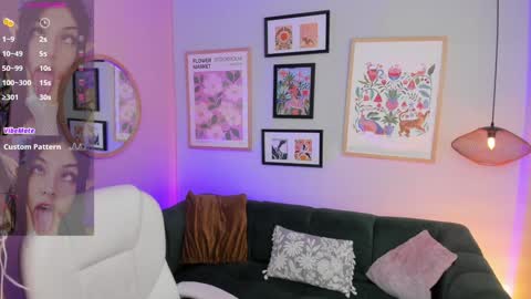 Snapshot of melissa_koster chatting on 01/03/25, 10:40 Melissa 3 online show from 01/03/25, 10:40