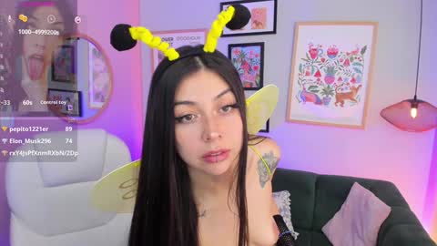 Snapshot of melissa_koster chatting on 01/14/25, 08:20 Melissa 3 online show from 01/14/25, 08:20