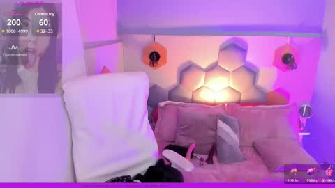 Snapshot of melissa_koster chatting on 02/28/25, 01:05 Melissa 3 online show from 02/28/25, 01:05