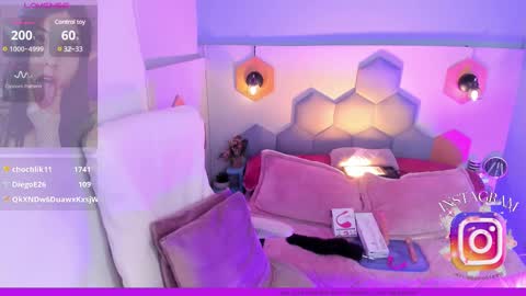 Snapshot of melissa_koster chatting on 03/07/25, 03:40 Melissa 3 online show from 03/07/25, 03:40