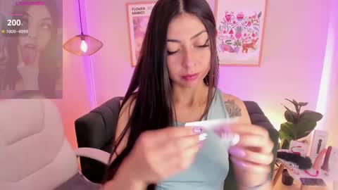 Snapshot of melissa_koster chatting on 10/22/25, 05:52 Melissa 3 online show from 10/22/25, 05:52