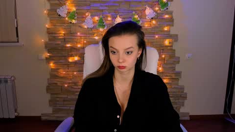 Melissa online show from 01/13/25, 02:28