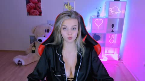 Melissa online show from 01/24/25, 12:09