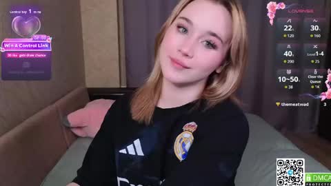 Melissa. For u just Mila  im a non nude model online show from 04/13/26, 08:47