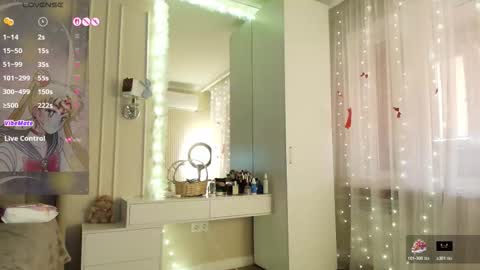 Snapshot of melissa_yamazaki chatting on 03/02/26, 07:26 Lisaa online show from 03/02/26, 07:26