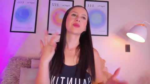 melissaalvarez_ online show from 04/07/26, 11:21