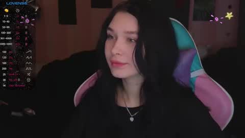 Snapshot of mella_freya chatting on 03/06/25, 10:04 Freya IM NONUDE online show from 03/06/25, 10:04