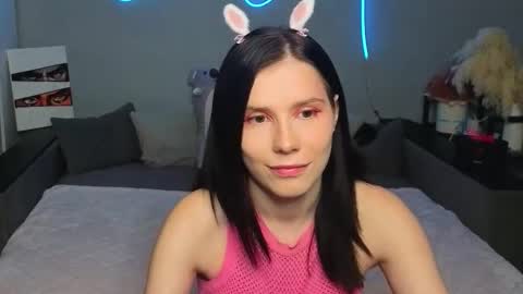 mellhyees online show from 02/06/26, 05:16