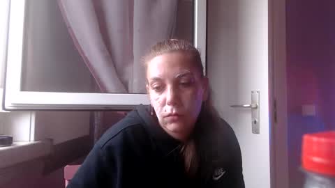 Snapshot of melli23 chatting on 11/01/25, 02:19 Melli online show from 11/01/25, 02:19