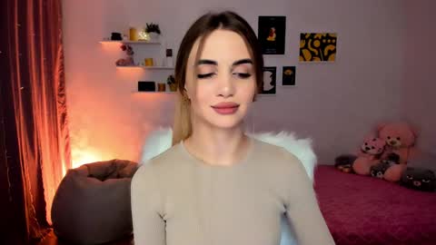 Tessa online show from 12/13/24, 09:41