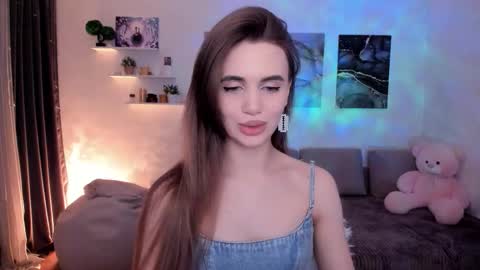 Tessa online show from 12/20/25, 09:33