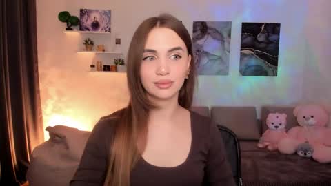 Tessa online show from 04/18/26, 03:43