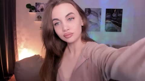 Tessa online show from 05/03/26, 04:40