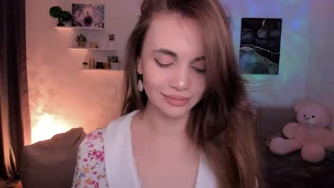 Tessa online show from 05/05/26, 09:23